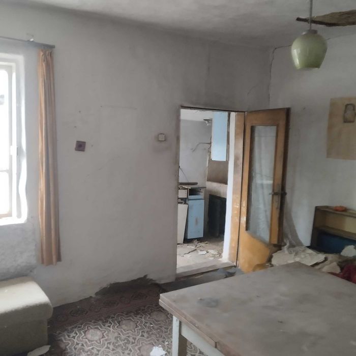 Къща в село Сноп