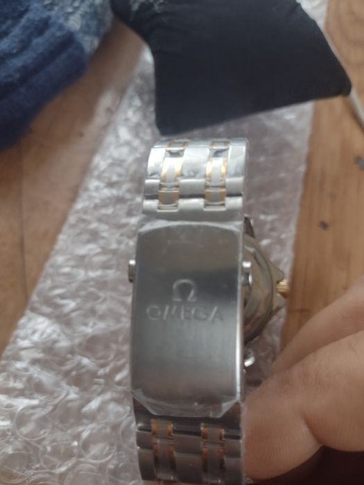 Часовник  OMEGA - НОВ