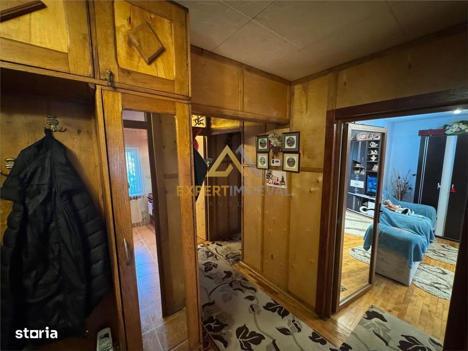 Apartament 3 camere decomandat