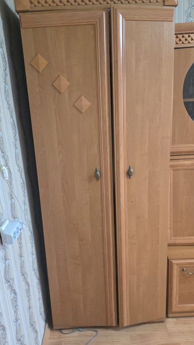 Продам платяной Шкаф