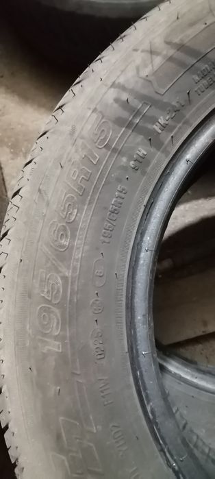 Продам шины на 15