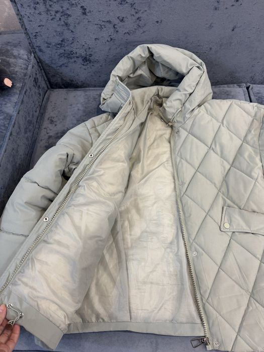 Продам женскую куртку