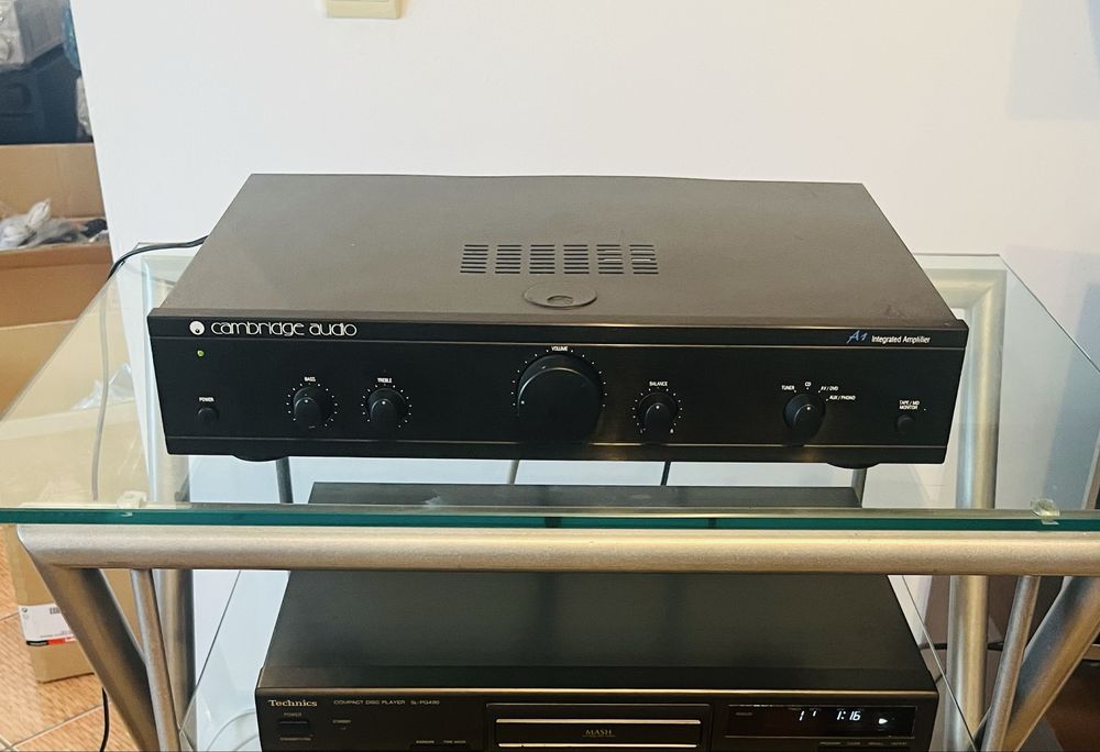 Amplificator stereo Cambridge Audio A1