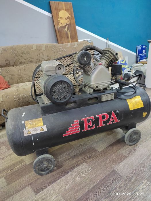 Продаётся компрессор