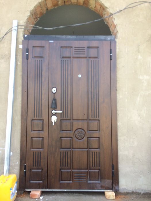 Установка Дверей Установка Входных дверей - Окна / двери / балконы ...