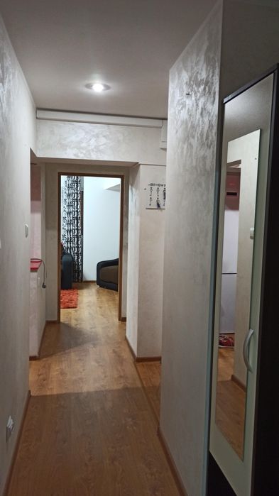 Ofer spre închiriere apartament 2 camere, Unirii Sud, 5 min de centru, loc de parcare,