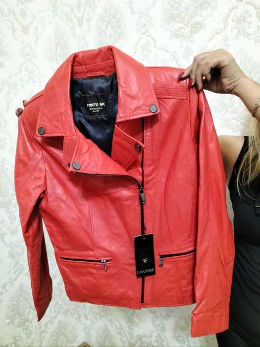 Срочно. Продается! Новая. Натуральная чистая кожа.