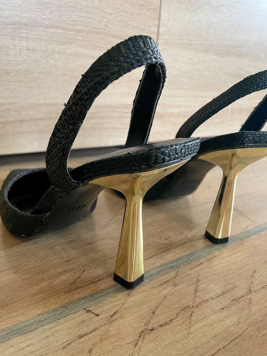 Дамски обувки на ток