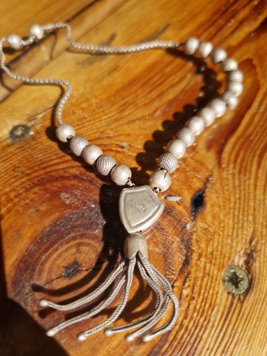 Сребърна, старинна броеница