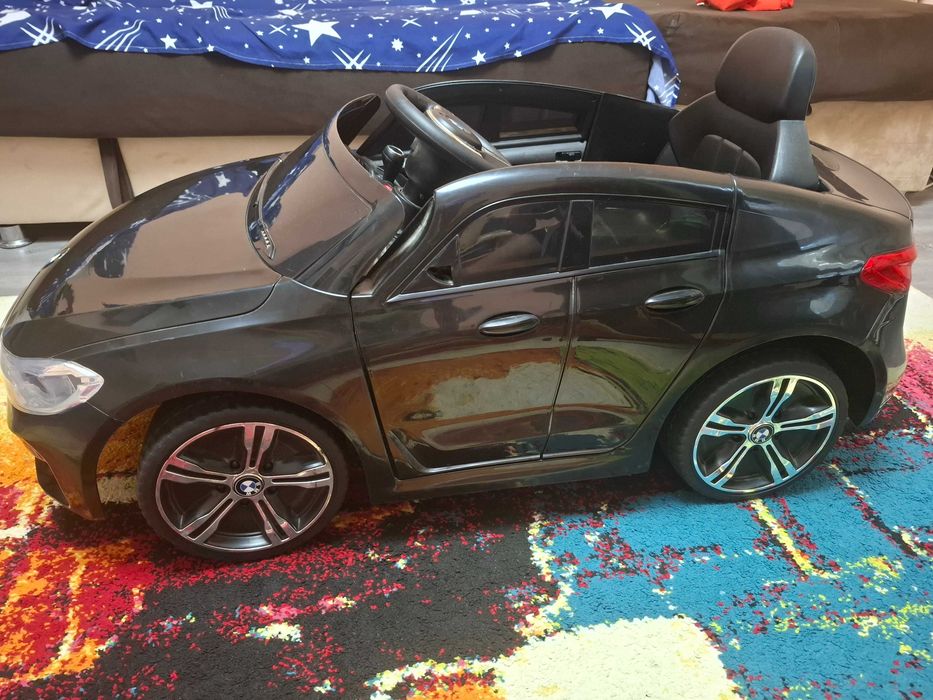 Masinuta electrica copii cu telecomanda BMW
