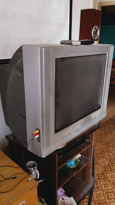 Продам телевизор