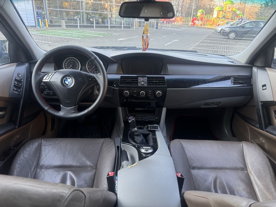 Vand BMW e60 520i pret fix