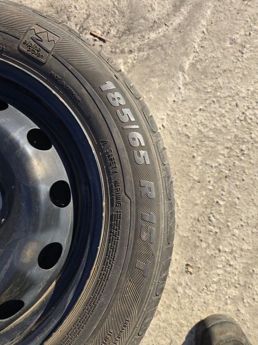 Jante 4x98 185-65r15 Semperit