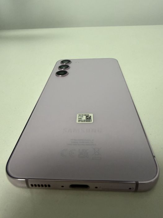 Samsung galaxy s23plus 512 gb impecabil + multe accesorii