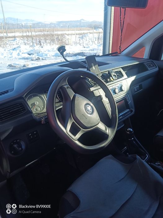 Vw Caddy stare foarte bună  fără zgârieturi mai multe detalii la telef