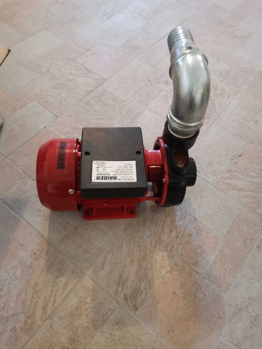 Помпа Raider нова