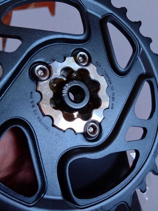 Angrenaj MTB SRAM X1 Carbon Eagle DUB Crankset 170mm 32