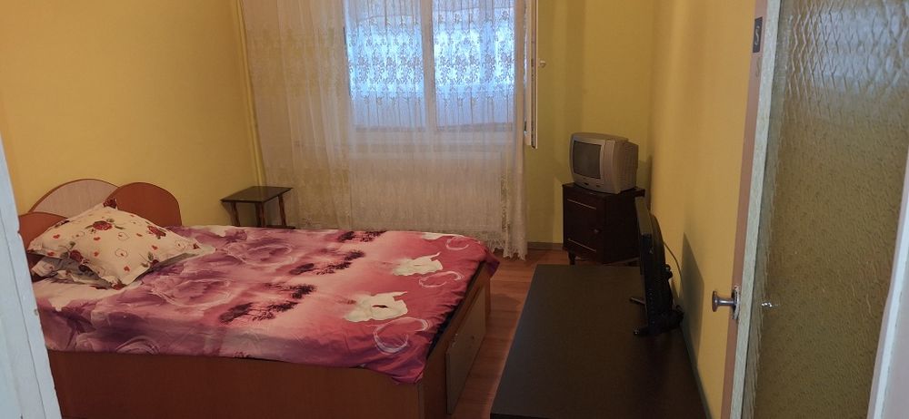 Inchiriez garsoniera