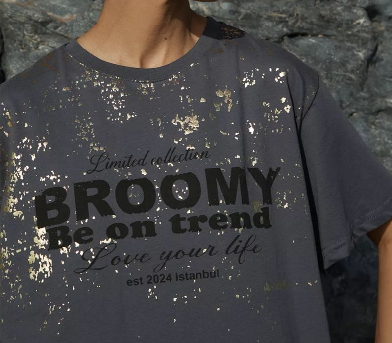 Футболка женская