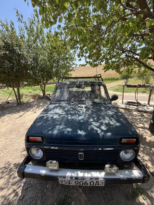 Niva 4x4 sotiladi