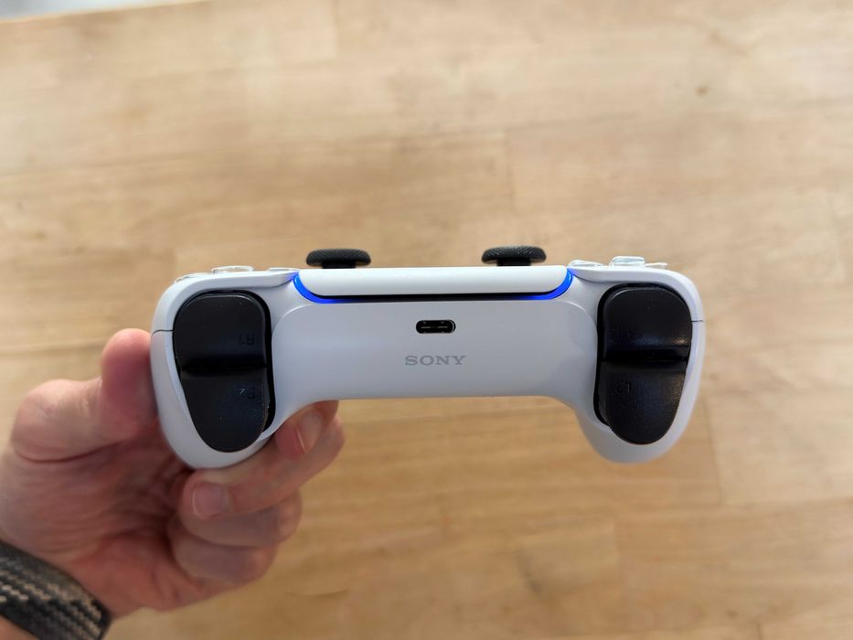 Контролер за PS5 - Dualsense white ПЕРФЕКТЕН