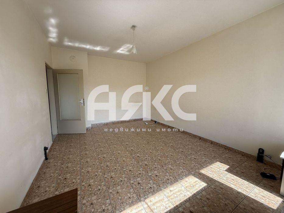 Двустаен  обзаведен апартамент в кв. Младост 3 до МЕТРОСТАНЦИЯ