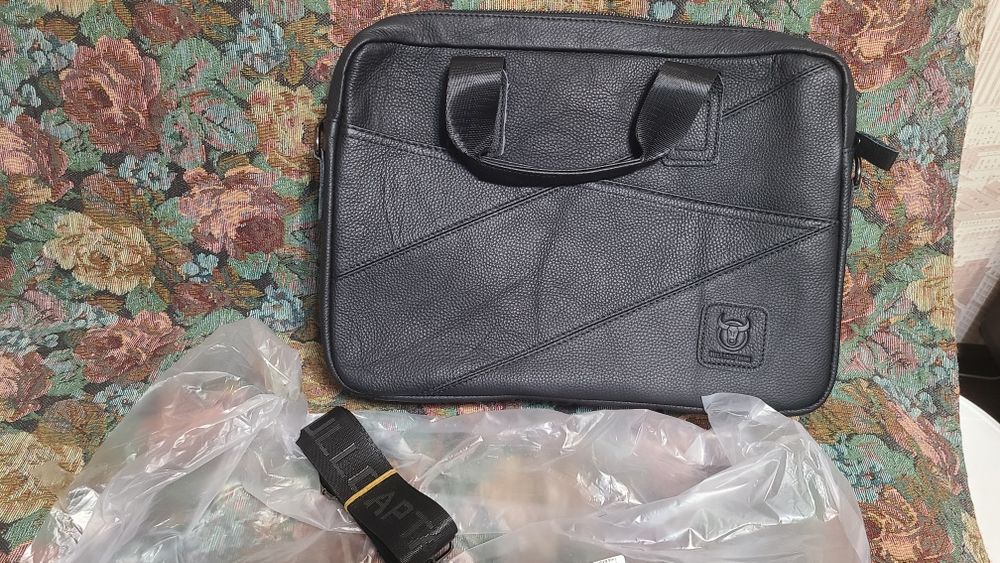 Кожаная сумка для ноутбука 15,6"