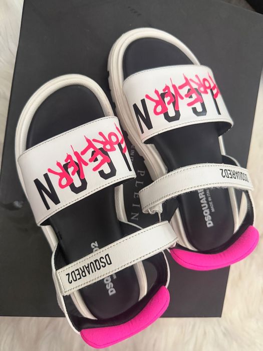 Vand sandale si adidadi de copii originale !