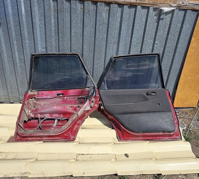 Двери на Фольксваген Пассат Б3