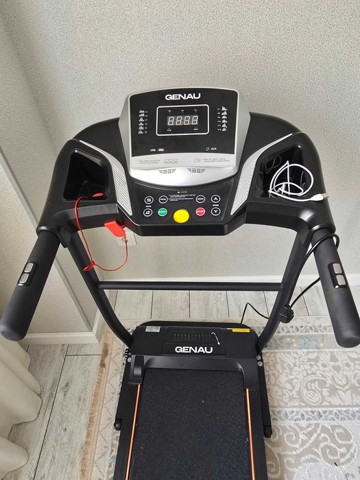 Беговая дорожка.