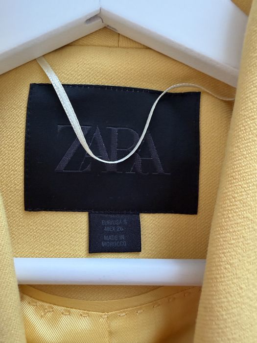 Дамски костюм Zara