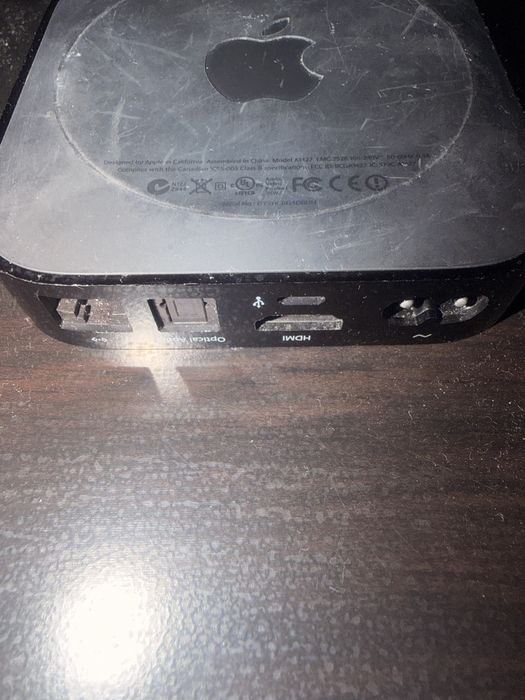 Apple TV 3rd Generation (1080p) + Silver Remote (Model A1427)