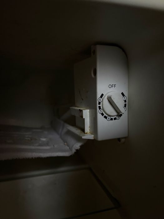 Срочно продаю холодильник