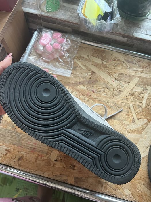 Adidasi nike airforce