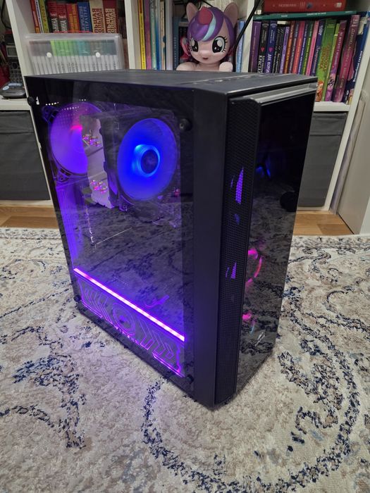 Core i7 10700F. Gigabyte B560