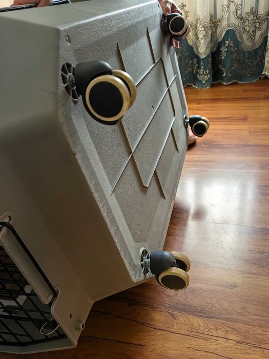 Переноска/авиабокс для собак