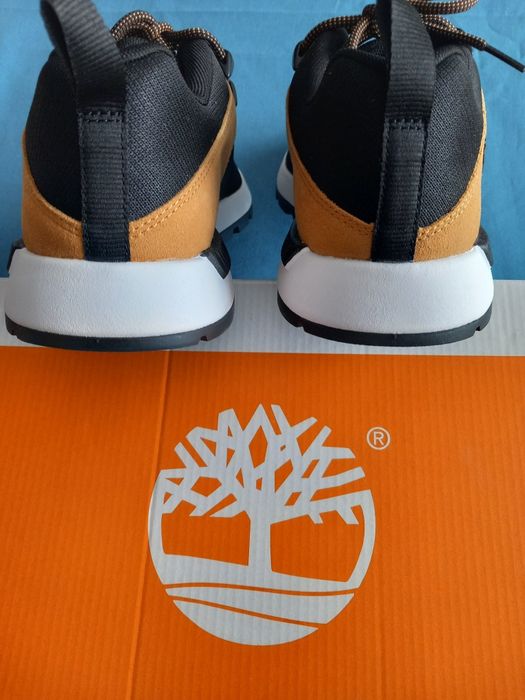Pantofi sport Timberland,mai multe mărimi.