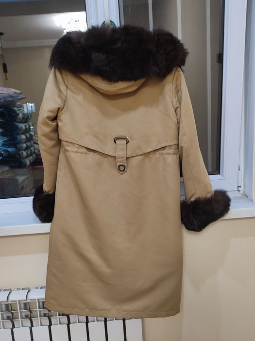 Парка одевала 1 раз размер не подошло