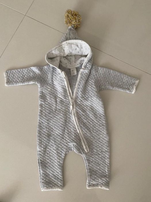 Combinezon cu gluga bebe