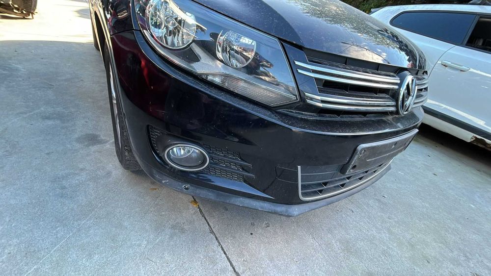 Dezmembrez Volkswagen Tiguan an 2011 2.0 diesel cod motor CFF