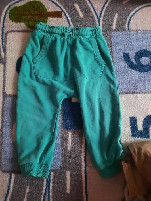 Lot 4 perechi de pantaloni pt copii