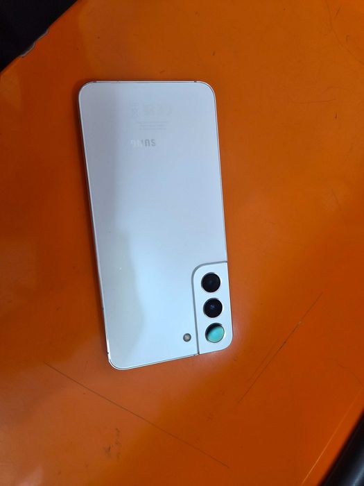 Se vinde Samsung S22 White