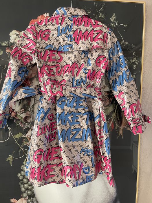 Детско шлиферче на Guess