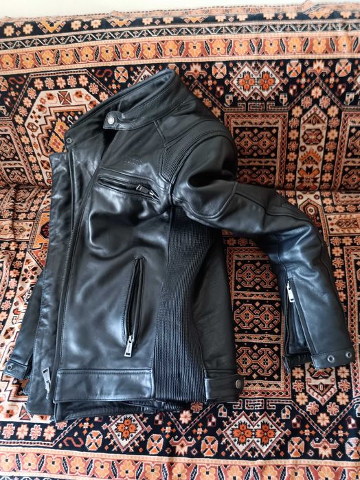 Geacă moto din piele