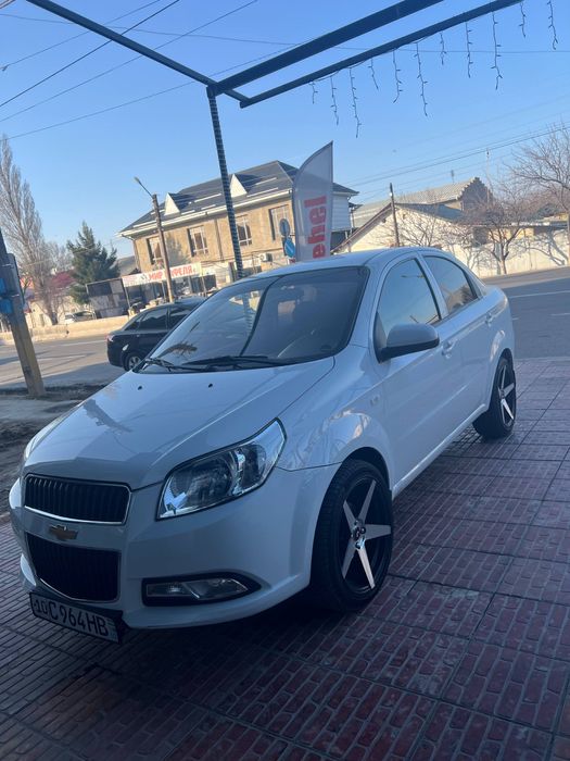 Продается, Нексия 3 Белая