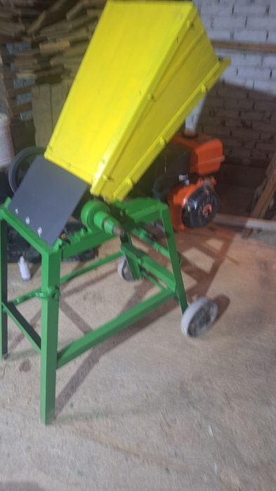 Tocator crengi  benzina