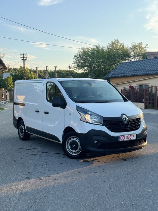 RENAULT Trafic 2016 — imagine 2