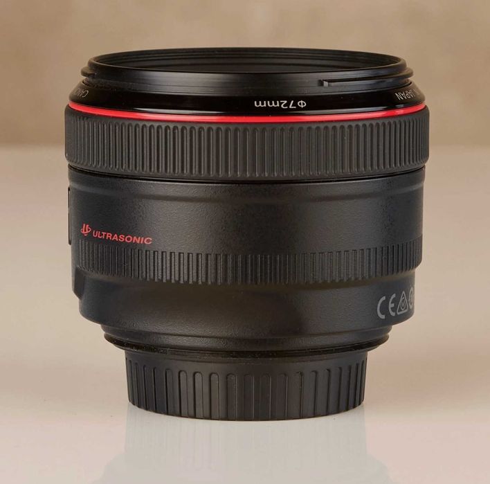 Canon EF 50mm f/1.2L USM