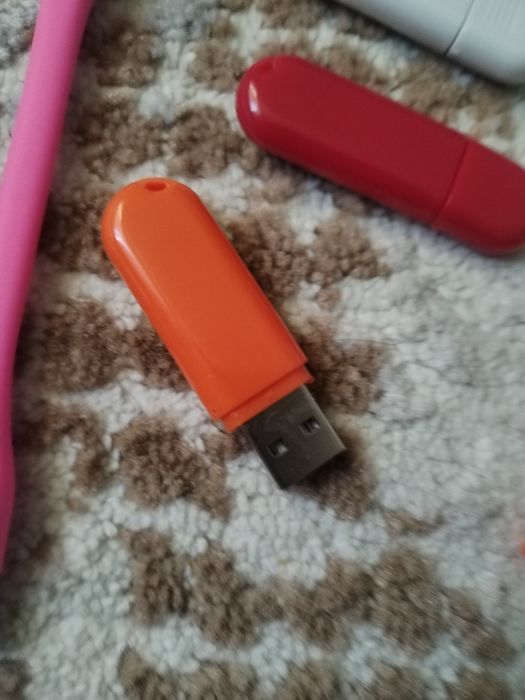 Светильник в виде флешки