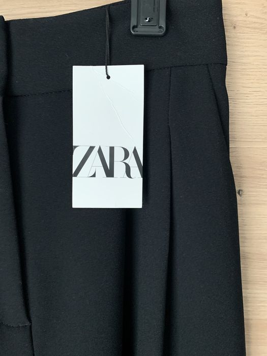 Черен панталон Zara